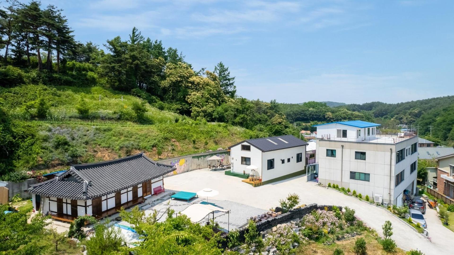 Gangneung Ggabinejip Hanok Pension Exterior foto